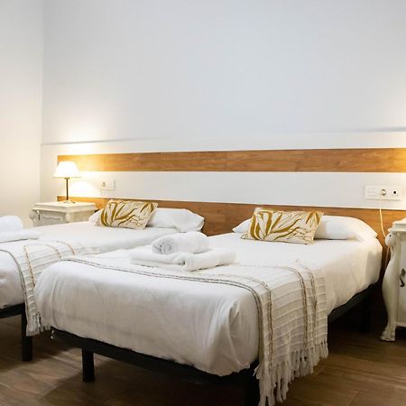 Apartamentos Turisticos Cullar Vega ภายนอก รูปภาพ