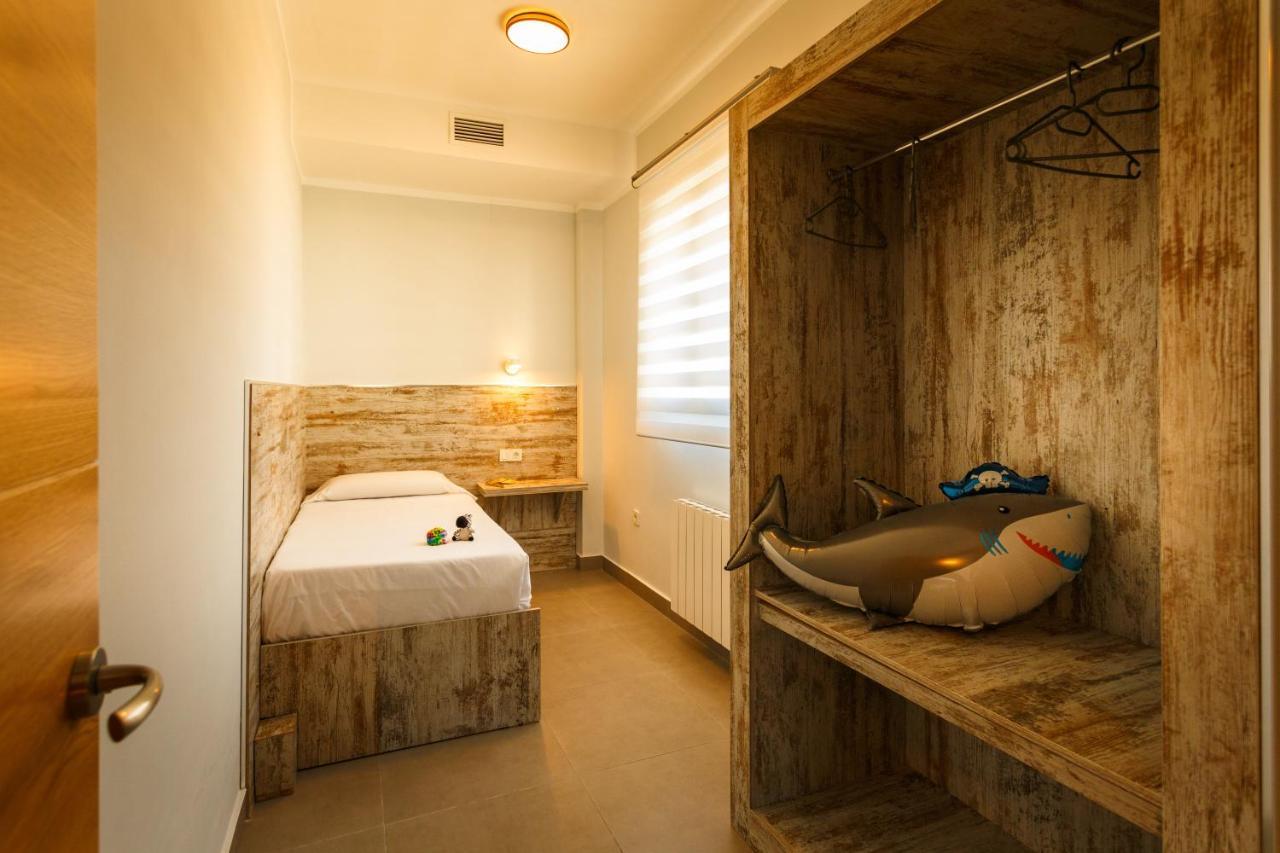 Apartamentos Turisticos Cullar Vega ภายนอก รูปภาพ