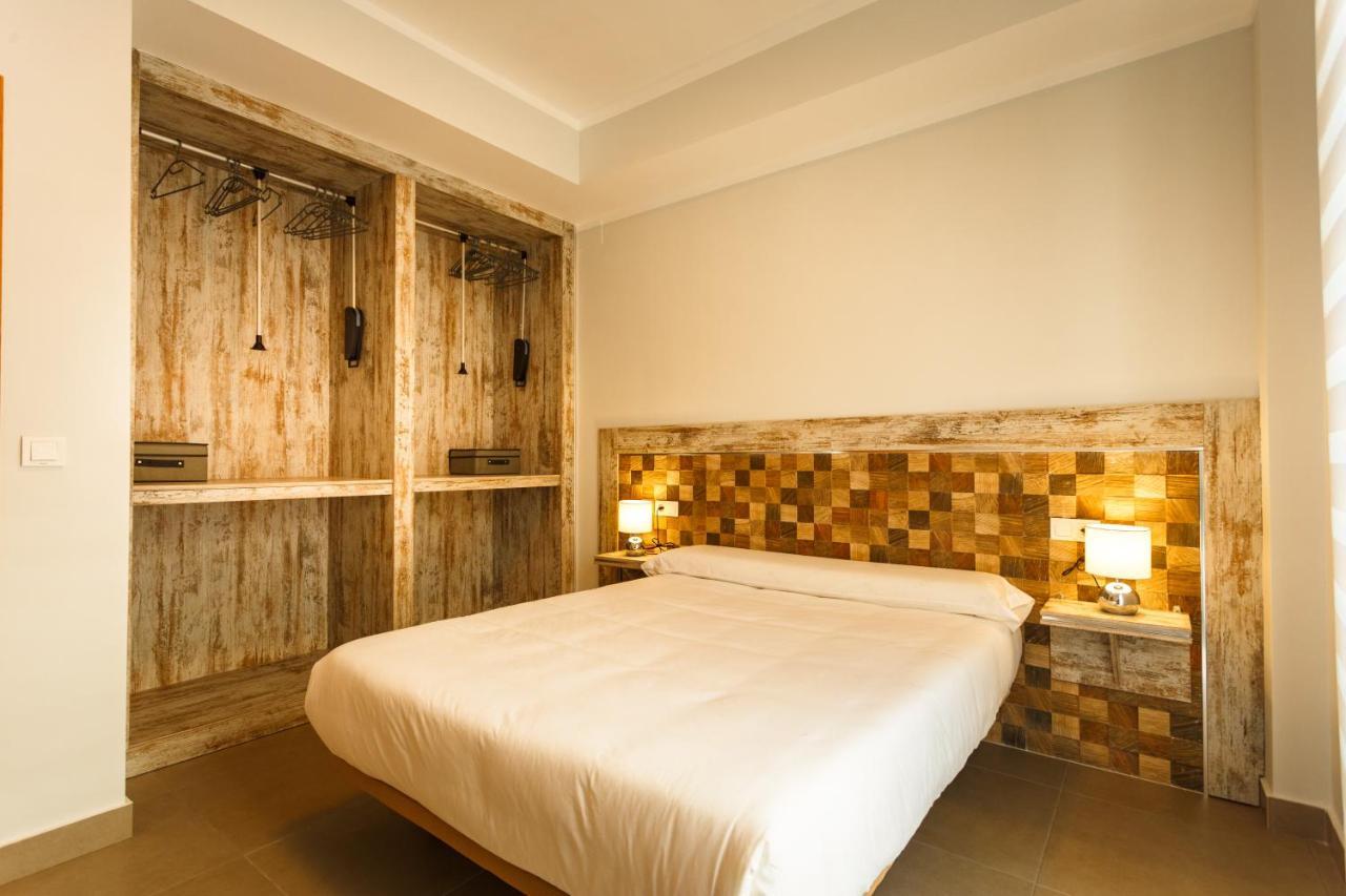 Apartamentos Turisticos Cullar Vega ภายนอก รูปภาพ