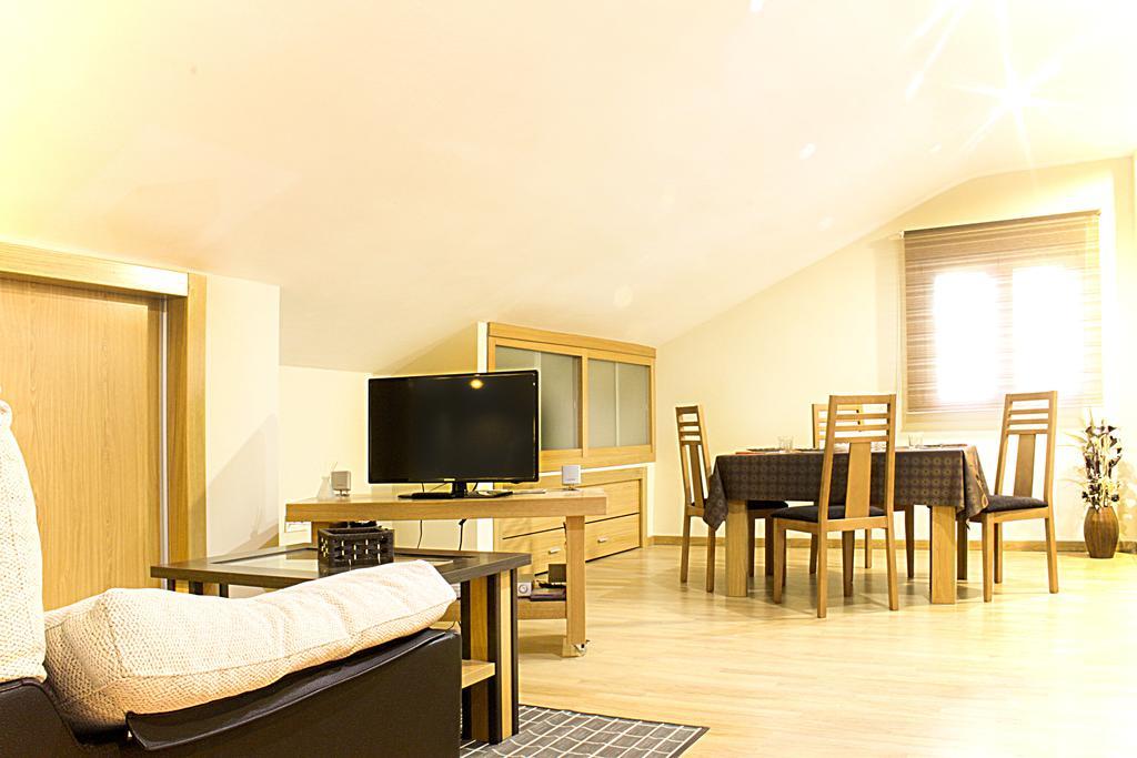 Apartamentos Turisticos Cullar Vega ห้อง รูปภาพ