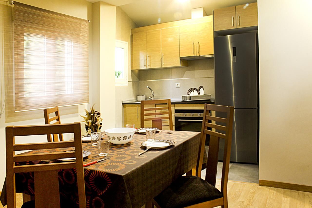 Apartamentos Turisticos Cullar Vega ภายนอก รูปภาพ